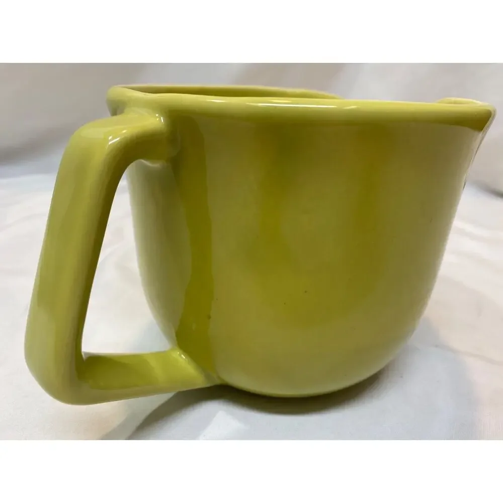 Bauer Yellow Greenish 1 Quart Pitcher Batter Bowl Tracy Irwin Style